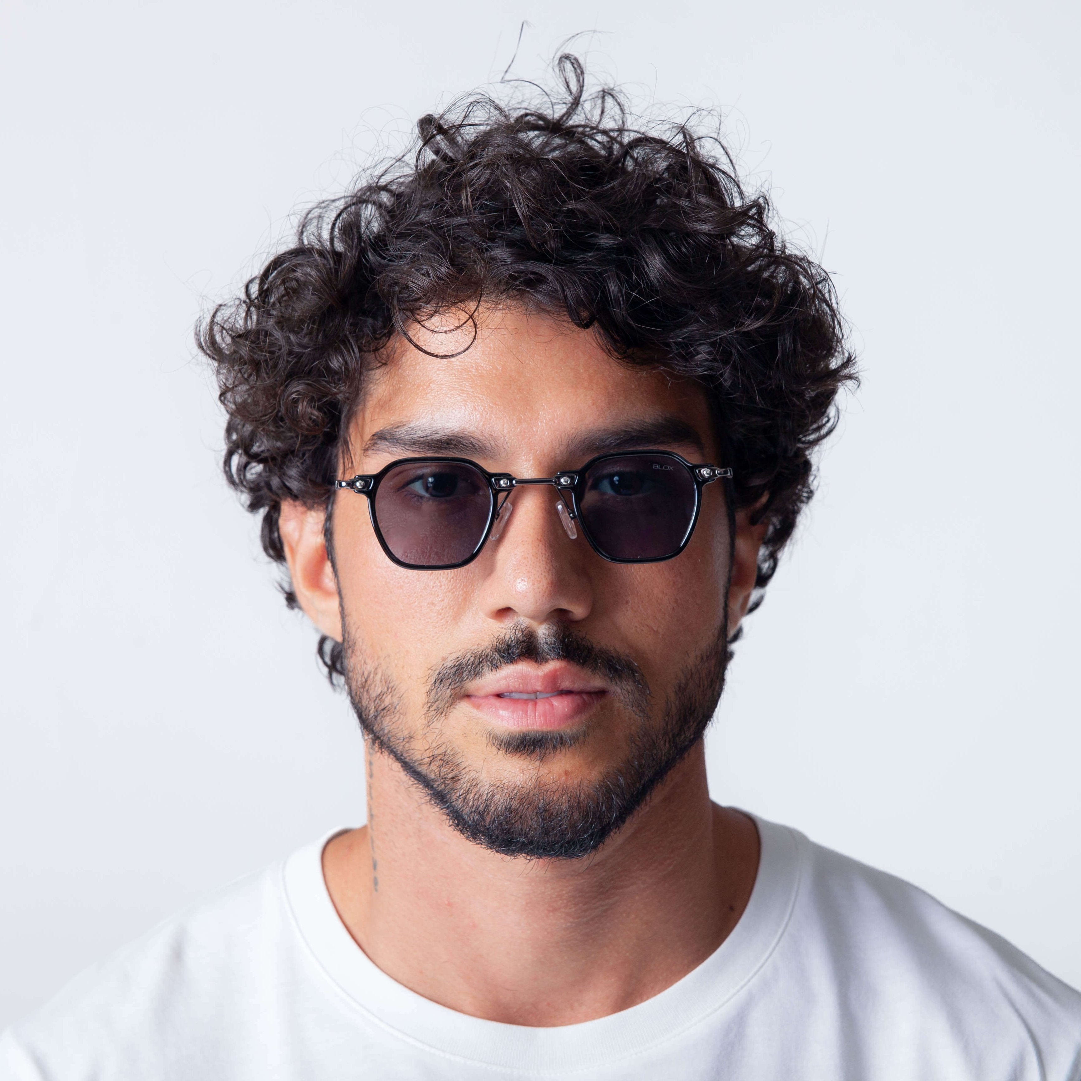 Gafas de Sol Turín: Estilo, Elegancia y Protección