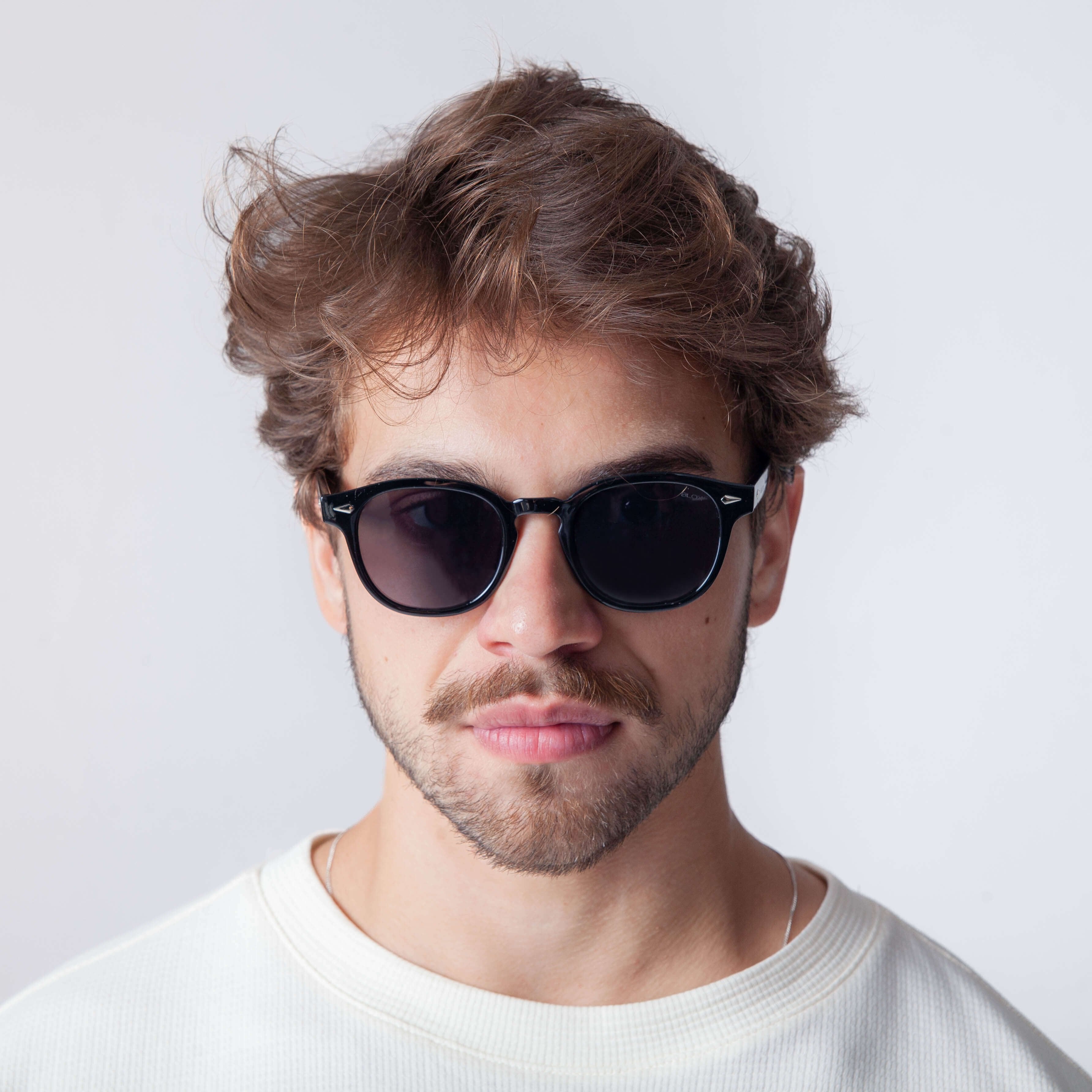 Gafas de Sol Jurerê - Estilo de Playa y Sofisticación