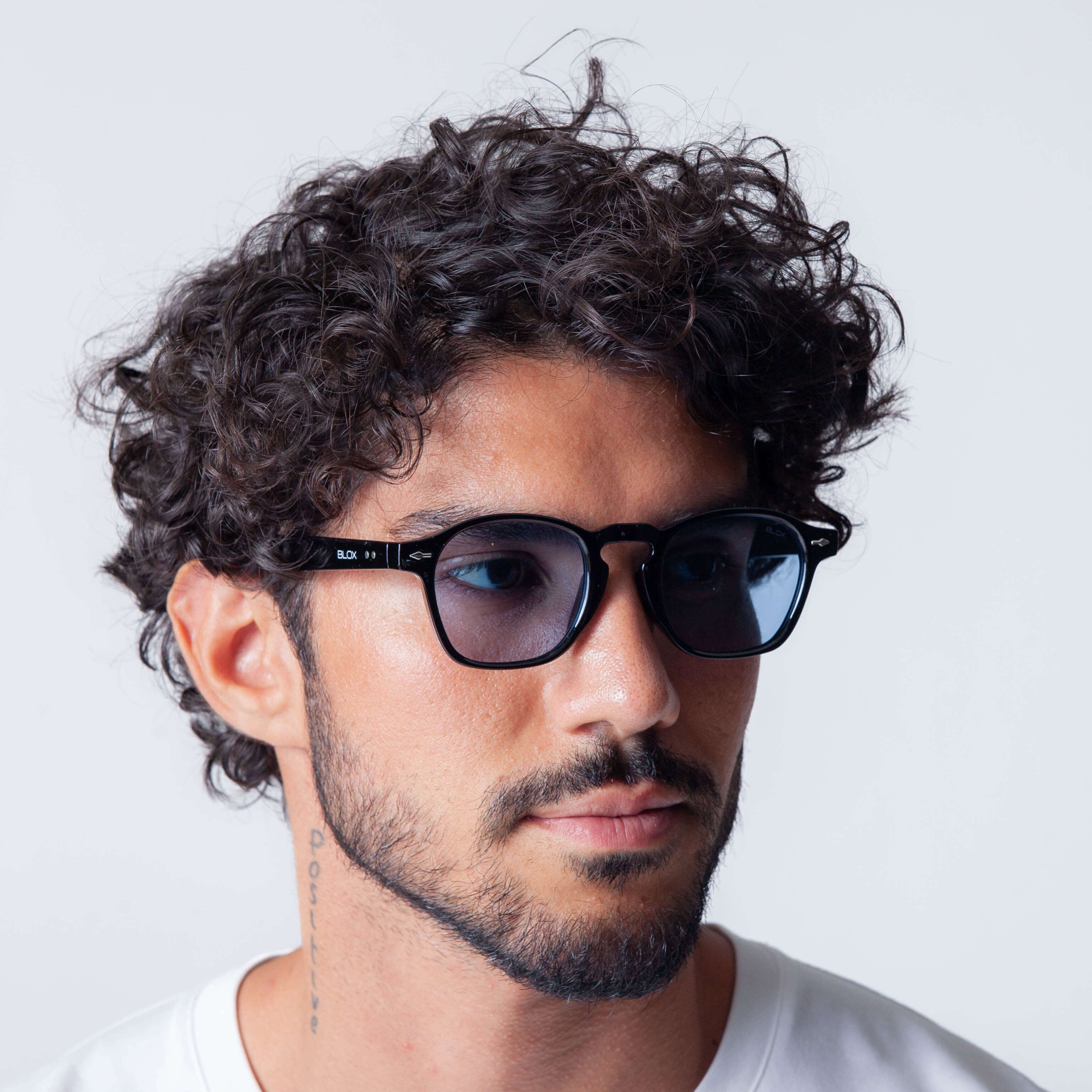 Gafas de Sol Mónaco: Elegancia y Estilo para tu look